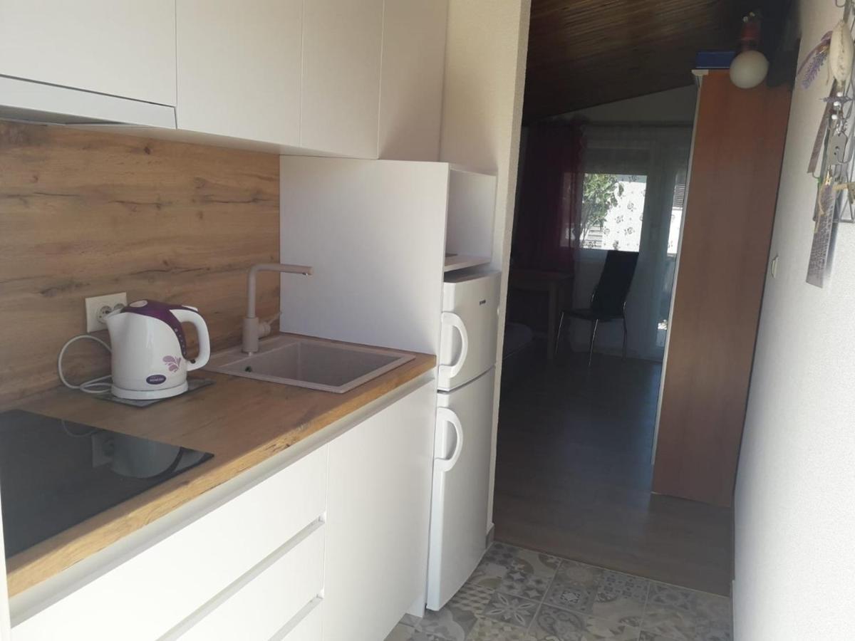 Apartments Carev 1293 Jezera Dış mekan fotoğraf